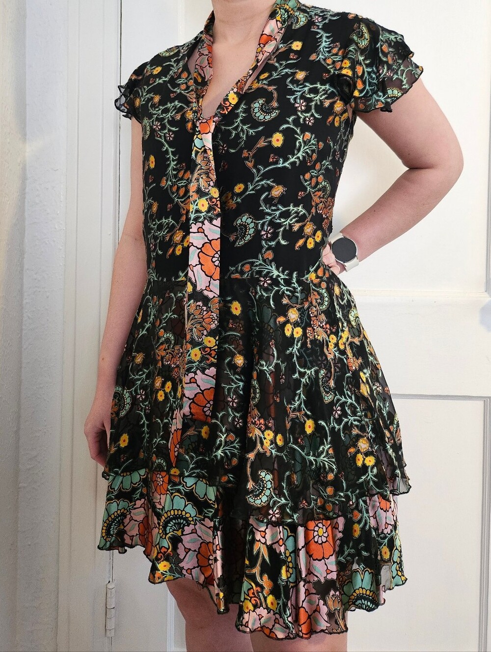 Alice + Olivia Moore Floral Print Dress size 2 - Picture 2 of 6